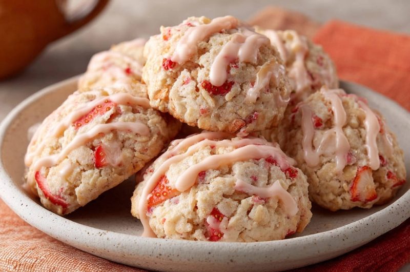 Strawberry Cream Drop Cookies