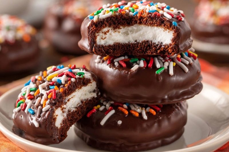Chocolate Cream Sandwich Cookies