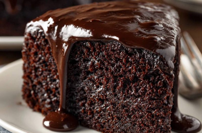 Fudgy Chocolate Ganache Cake