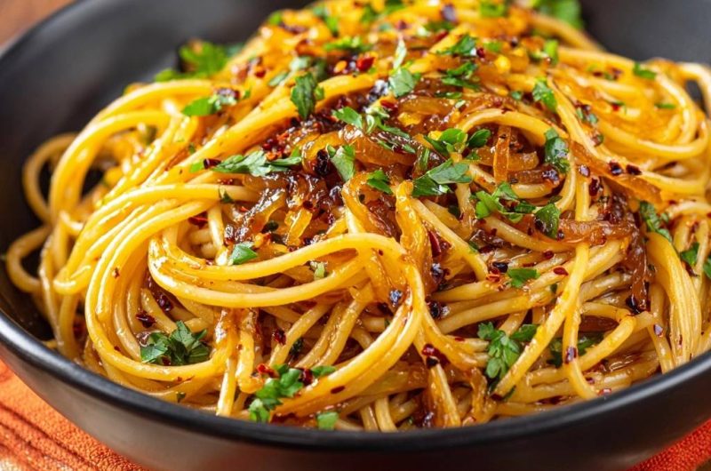 Silky Caramelized Onion Spaghetti