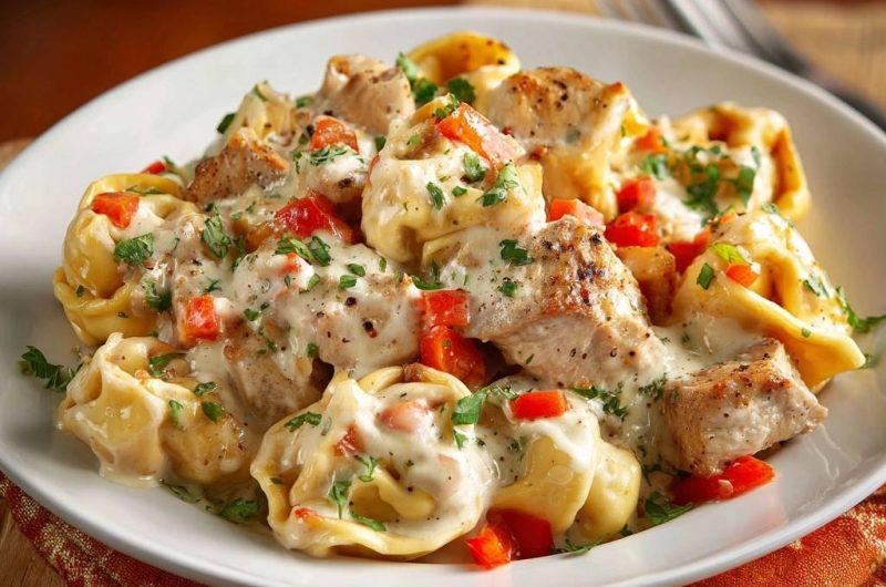 Creamy Garlic Chicken Tortellini