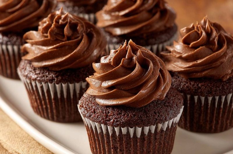 Ultra Moist Chocolate Cupcakes