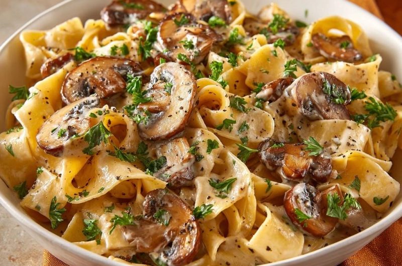 Creamy Garlic Mushroom Pappardelle