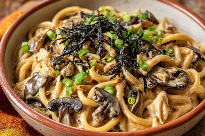 Creamy Mushroom Udon Noodles